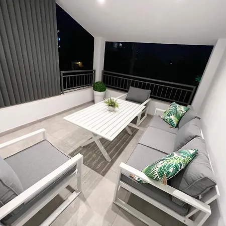 Azul House Willa *